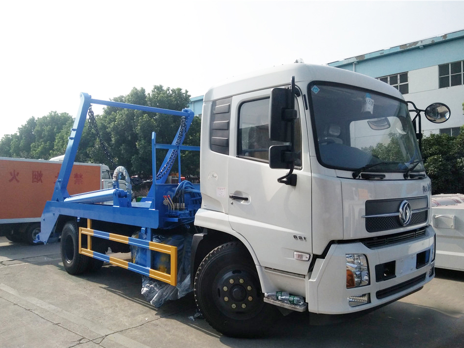 東風(fēng)天錦(12方)擺臂垃圾車