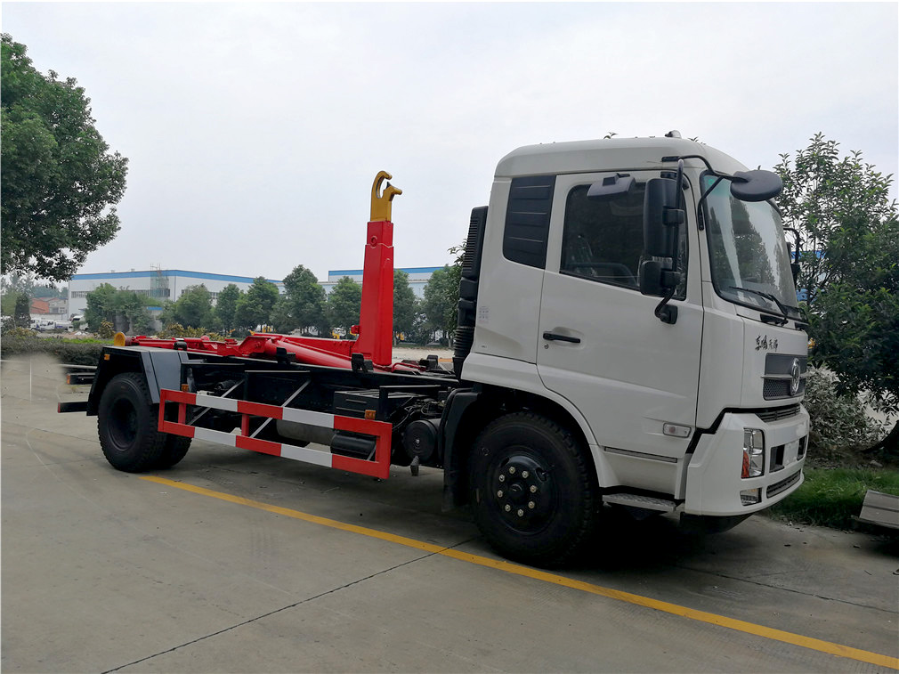 東風(fēng)天錦12方車廂可卸垃圾車