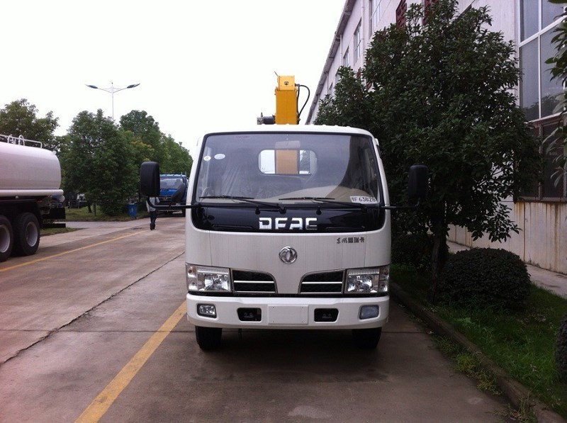 東風福瑞卡3.2噸徐工隨車吊 全國分期包上戶