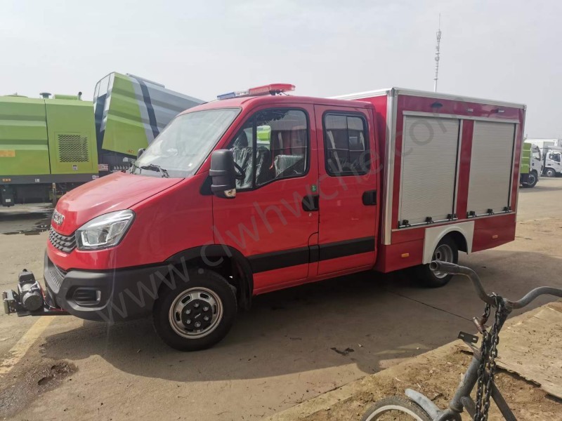 依維柯1.5噸森林消防車